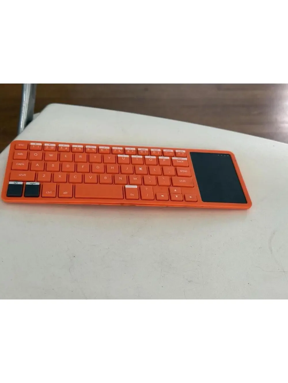 Kano KC-KBR101 QWERTY Standard Keyboard Wireless Built-In Battery & Touch Pad